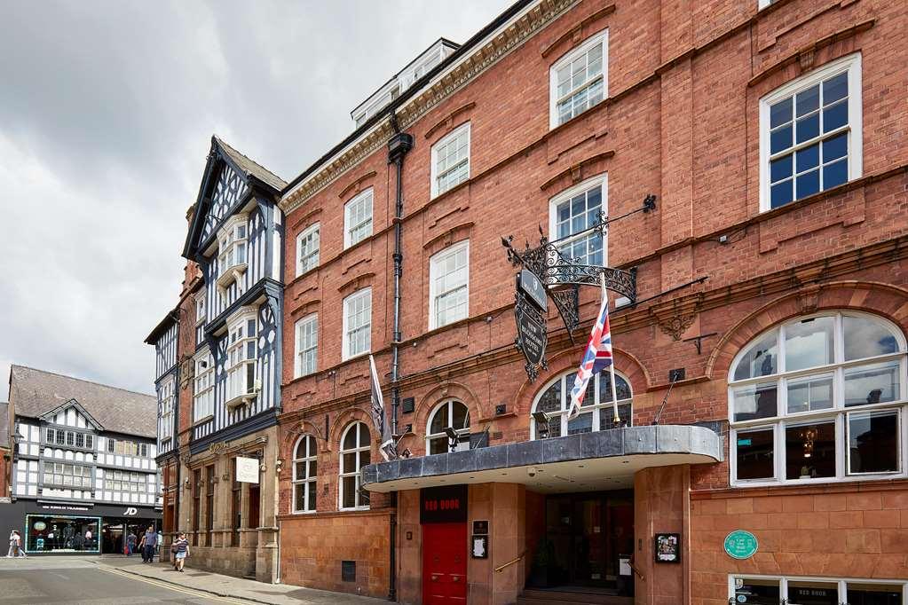 Macdonald New Blossoms Hotel 4*
