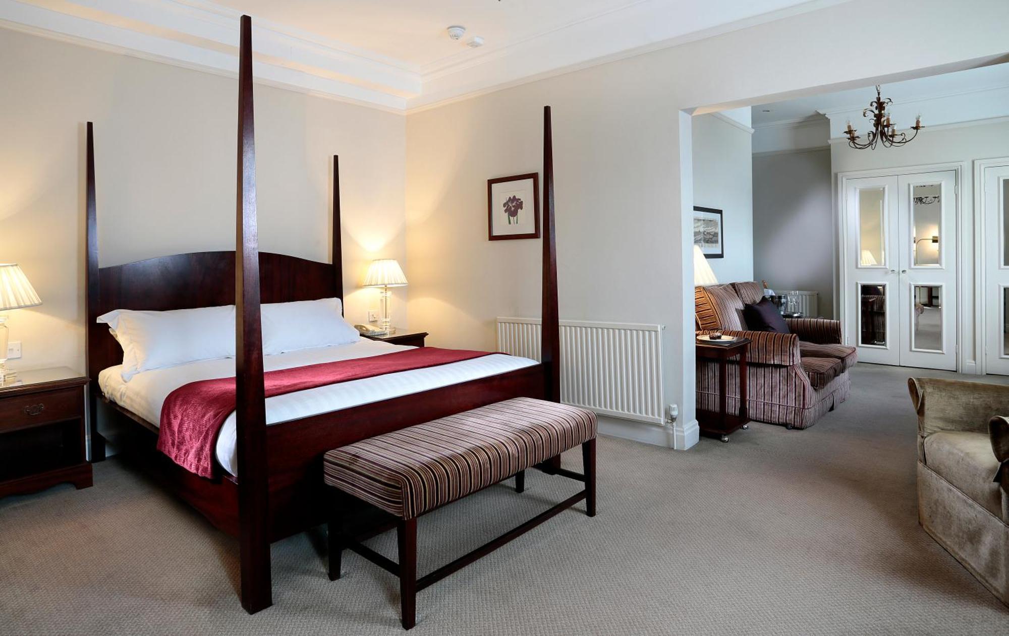 Hotel Macdonald New Blossoms 4*