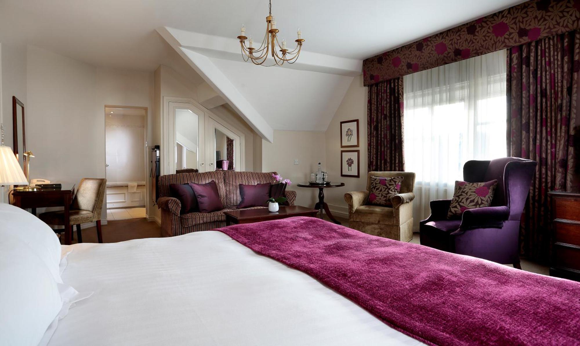 Hotel Macdonald New Blossoms Chester